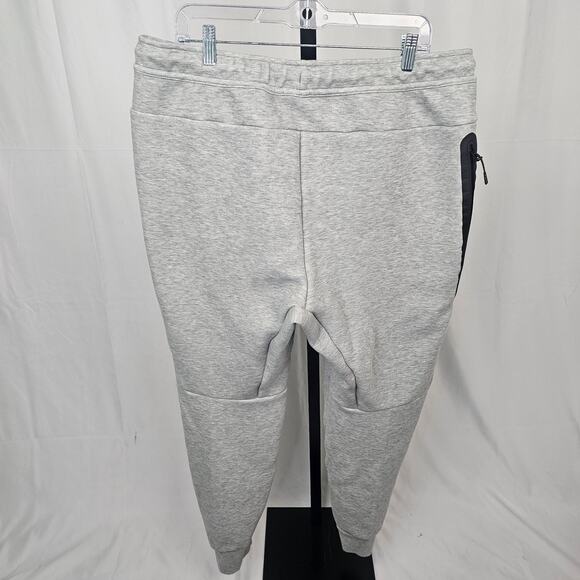 Nike Tech Fleece Joggers XL Gray Soft Shell Modern Fit Sweatpants - Picture 3 of 4